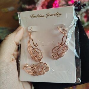 Elegant Rose Gold Jewelry Set